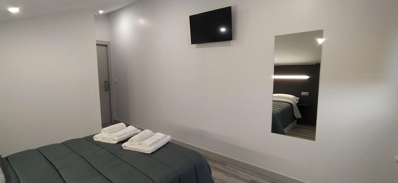 Hotel Alojamientos Aviche 6 Santander Luaran gambar