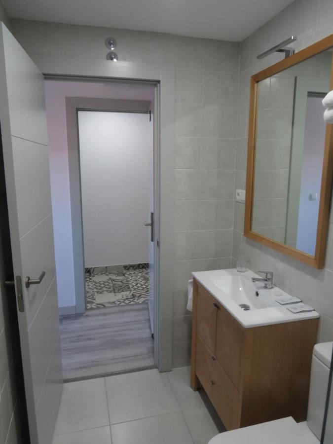 Hotel Alojamientos Aviche 6 Santander Luaran gambar